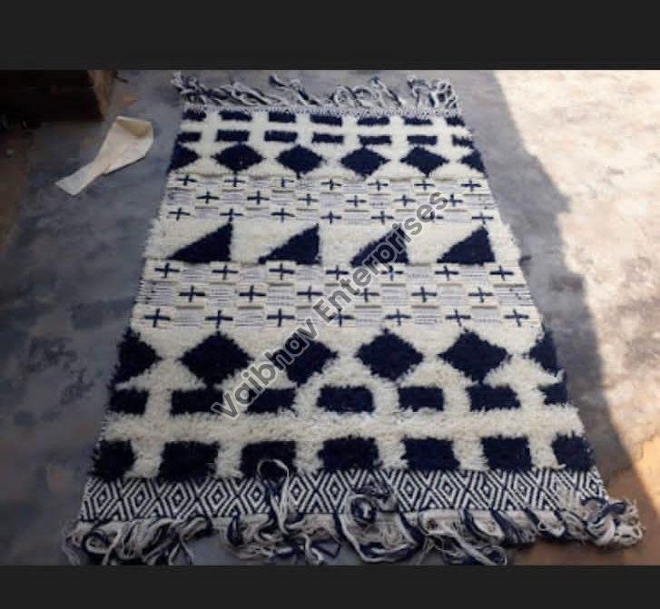 Rectangular VER-017 Woven Rug, for Rust Proof, Soft, Technique : Machine Made