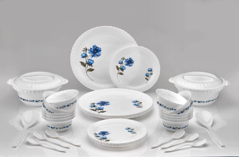 Light Weight Plastic Dinner Set of 36 Pieces