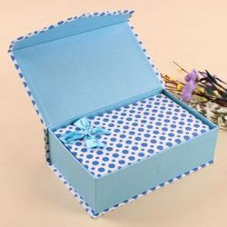 Cardboard Printed Paper Gift Box, Shape : Rectangle