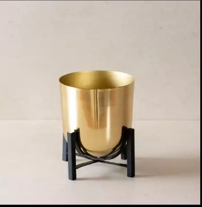 Gold metal planter with stand, for Home, Indoor, Restaurant
