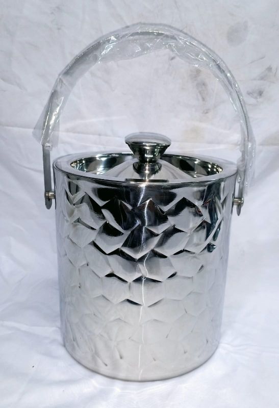 Stainless Steel ice buckets, for Hotels, bars, Size : 1.5 litre