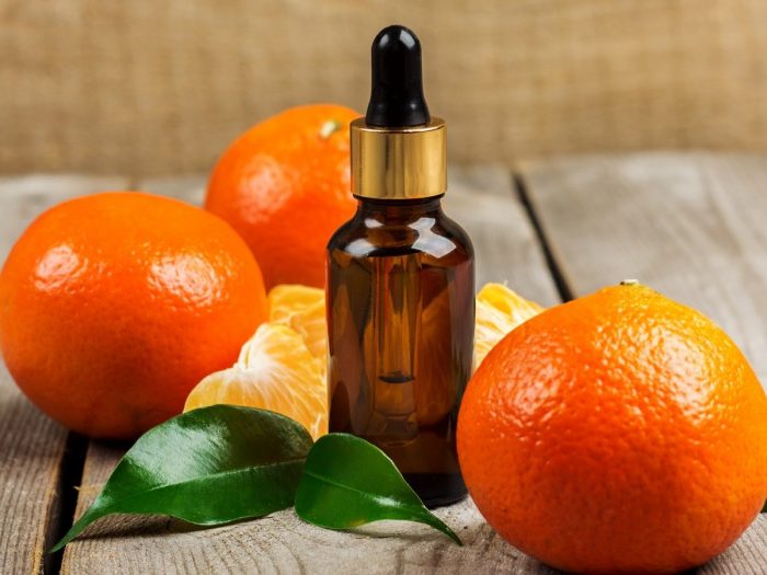Organic Mandarin Essential Oil, Shelf Life : 1year