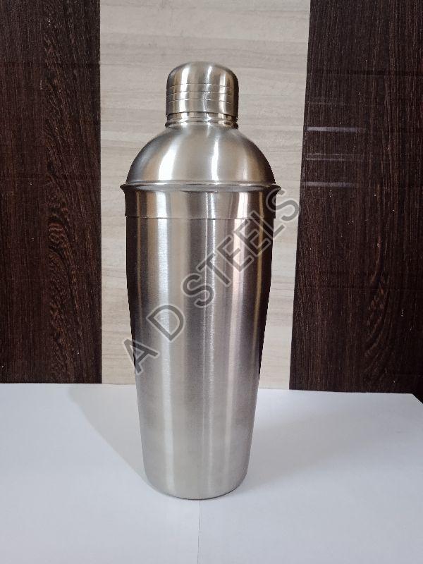 What are Cocktail Shakers? 