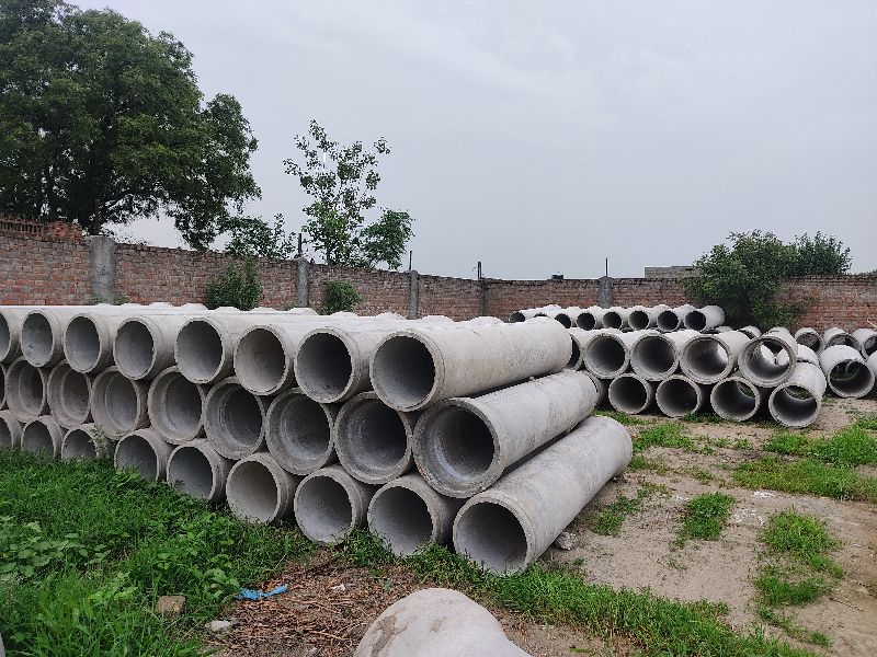 Round Concrete Rcc spun pipes, for Drainage, Sewer, Feature : Excellent Strength