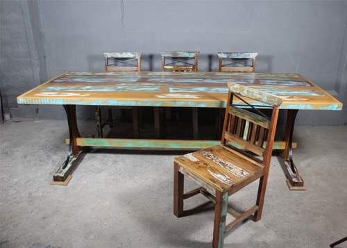 Polished Wood Rustic Dining Table, for Home, Hotel, Restaurant, Feature : Attractive Designs, Corrosion Proof