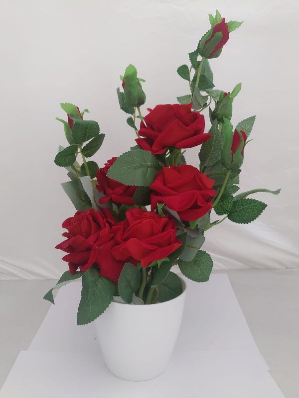 Manufacturer of Artificial Flowers from Pune, Maharashtra by Sun