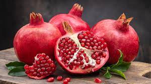 Organic fresh pomegranate, for Food Medicine, Cosmetics, Human Consumption, Packaging Type : Plastic Pouch