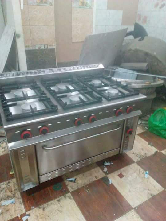 6 Burner Range with Pizza Oven, Feature : Auto Operate, Durable, Easy To Oprate