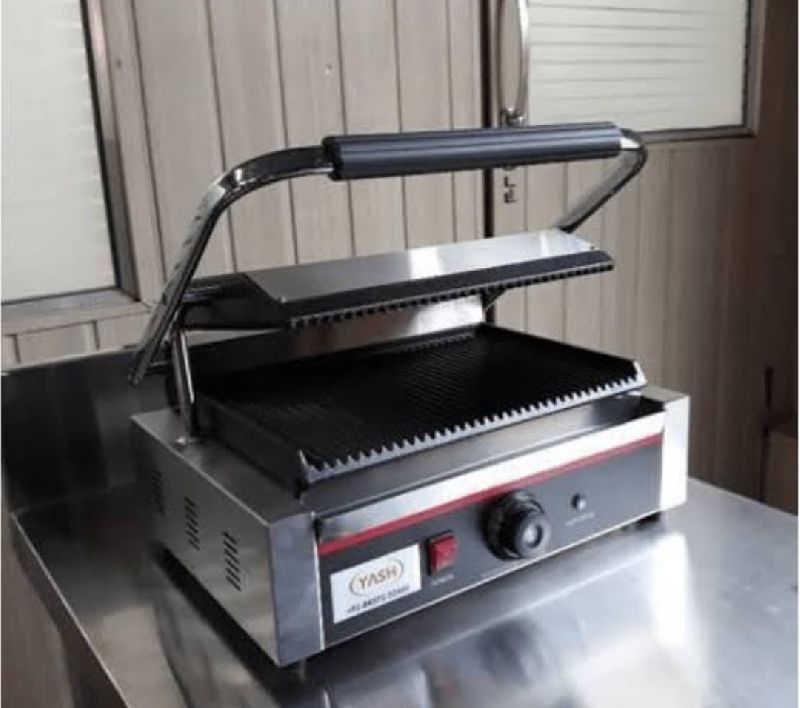 Stainless Steel Sandwich Griller, for Industrial Use, Voltage : 110V