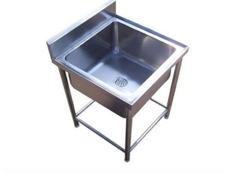 Stainless Steel Single Bowl Sink, for Hotel, Restaurant, Feature : Anti Corrosive, Durable, High Quality