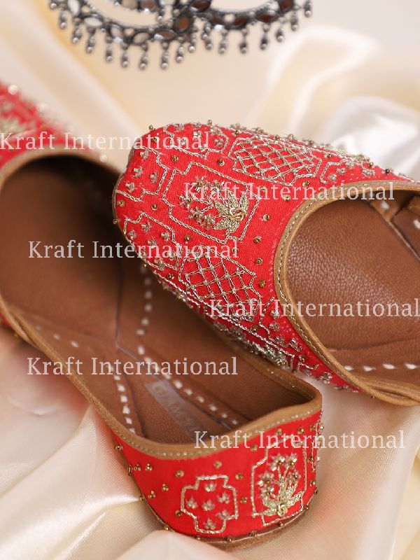 Red work embroidered leather jutti, Gender : Female