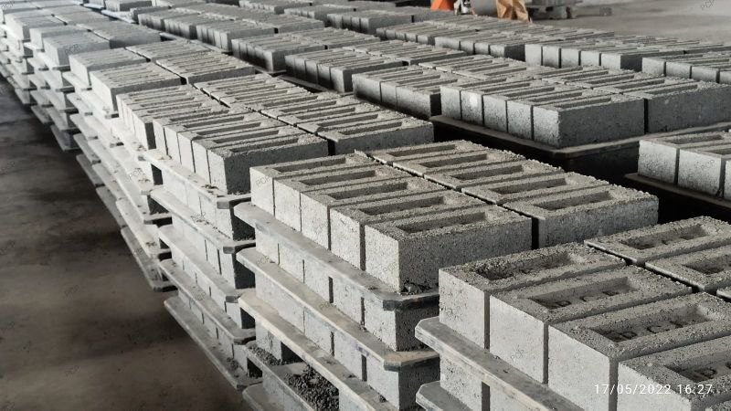 fly ash brick, Usage : Side Walls, Partition Walls at best price INR 4 ...