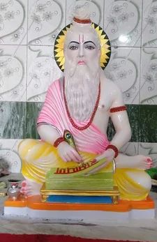 Polished Marble Valmiki Statue, for Shiny, Dust Resistance, Pattern : Printed