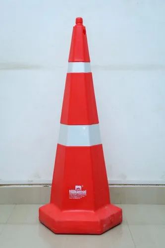 Hexoganal Nilkamal 1000mm PVC Traffic Cone, Color : Red
