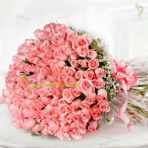 Organic Fascinating Charm Flower Bouquet, Packaging Type : Craft Paper
