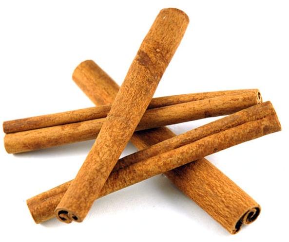 Natural cinnamon sticks, Shelf Life : 6 Month