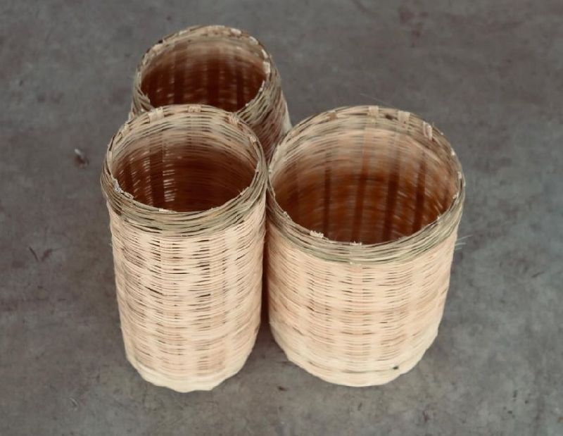 Plain Polished Bamboo Planter, Capacity : 10-20 Ltr
