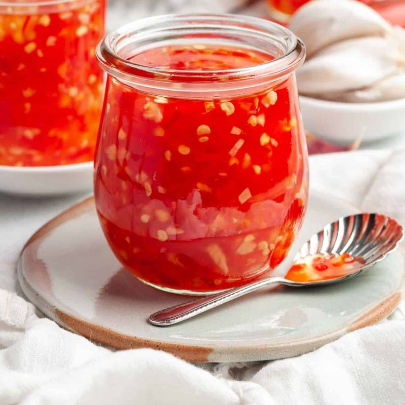 Sweet and Spicy Red Chilli Sauce, for Food Use, Speciality : Rich In Color