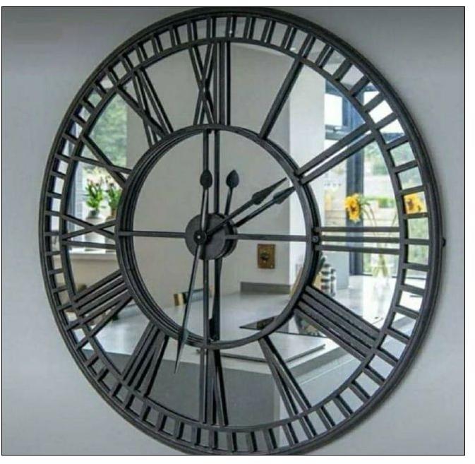 Black Round Aluminum Decorative Wall Clock, Display Type : Analog