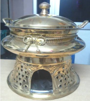 GL-1792 Brass Chafing Dish, for Serving Food, Feature : Anti Corrosive, Durable, Fine Finished, High Quality