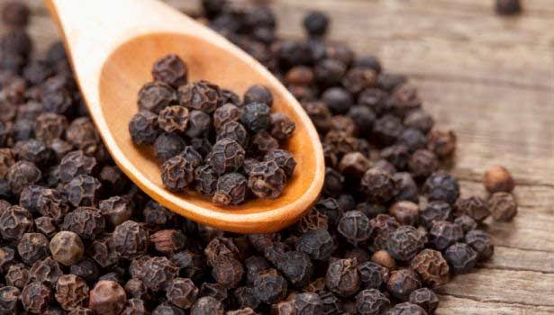 Seeds Black Pepper, For Spices, Packaging Size : 100gm