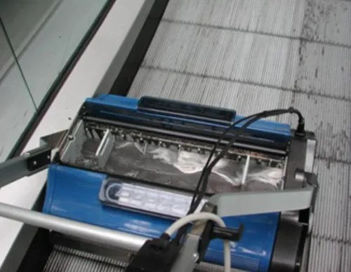 Mild Steel Escalator Cleaning Machine