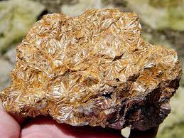 Pyrophyllite Lumps, Purity : 98%