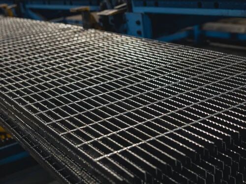 Premier Galvanizers Galvanized Iron Safety Gratings, for Industrial