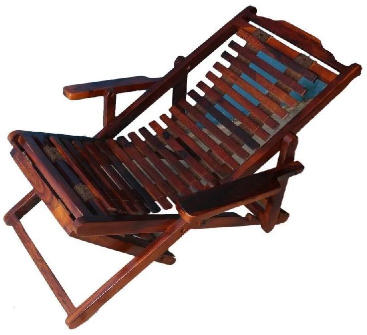 Wooden Folding Lounge Chairs