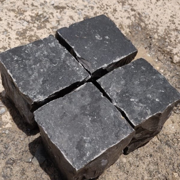 Square Solid Black Stone
