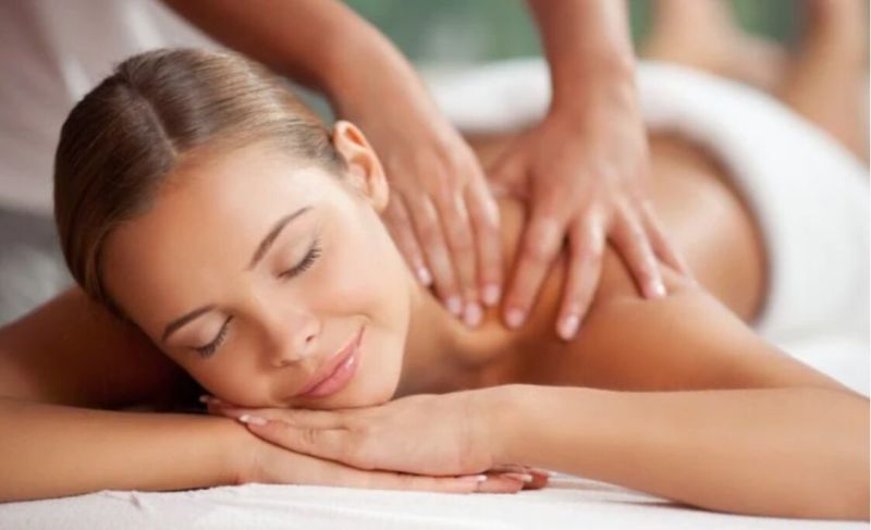 Female Massage Service at Best Price in Mumbai - ID: 7174086 | MAHAKALI  WELLNESS YOGA