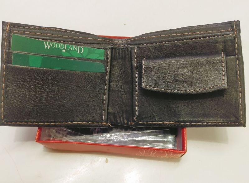 Men Olive Green Bifold Leather Wallet