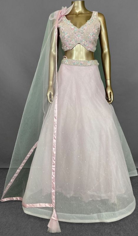 Chiffon Ladies Wedding Gown, Technics : Embroidered