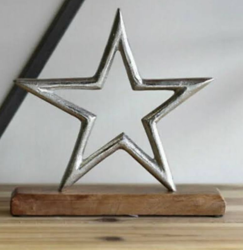 Polished Metal Silver Star Sculpture, for Interior Decor, Gifting, Size : Multisize