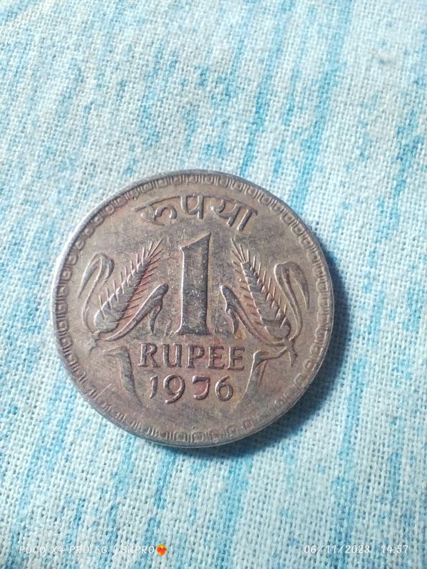 Silver Round Brass 1 Rupee Of 1976, Feature : Durable Attractive Look, Hard Structure