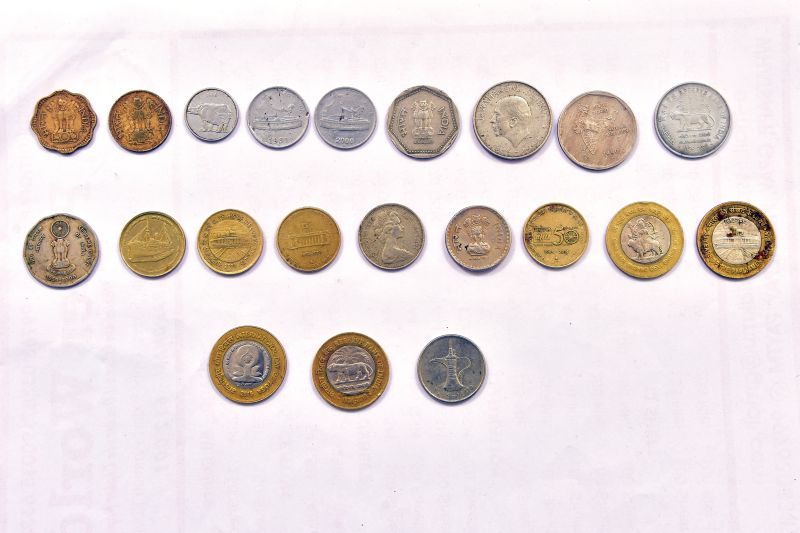 Brass Antique Coins, Color : Bronze