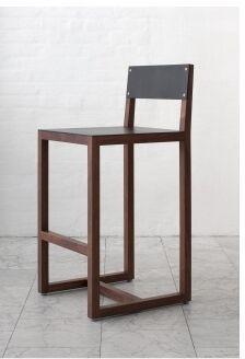 SQUARE GUEST STOOL