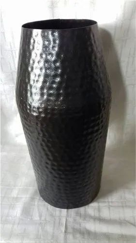Bottle Shaped Hammered Black Iron Flower Vase, for Home Decoration, Size : Large