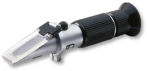 Battery Plastic Hand Refractometer, for Industrial, Laboratory, Feature : Anti Bacterial, Durable