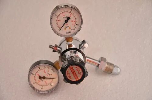 16Kg/cm2 Brass Industrial Gas Regulator, Color : Silvery White