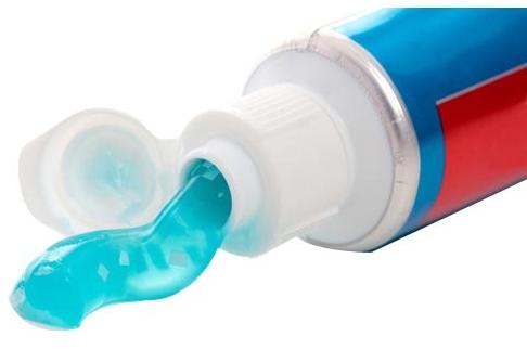 Herbal Toothpaste, for Teeth Cleaning, Feature : Anti-Bacterial, Anti-Cavity, Heal Gum Disease