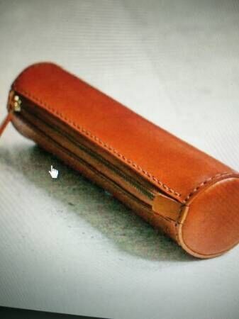 Round leather pencil box, for Student Use, Feature : Eco Friendly, Good Strength, Long Life