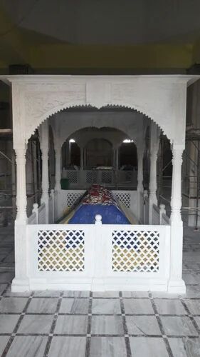 Marble Dargah, Shape : Square