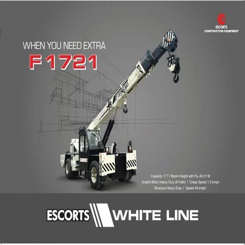 Material Handling Cranes, Features : Hydraulic Clutch, Electronic Accelerator Pedal