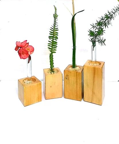 Wooden Flower Vase, Shape : cuboid / rectangular
