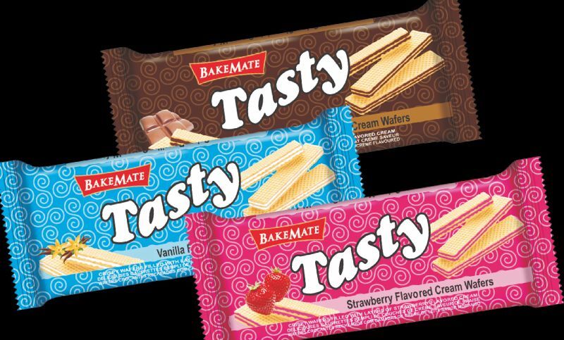 Tasty cream wafer rich in creaminess and crunchy