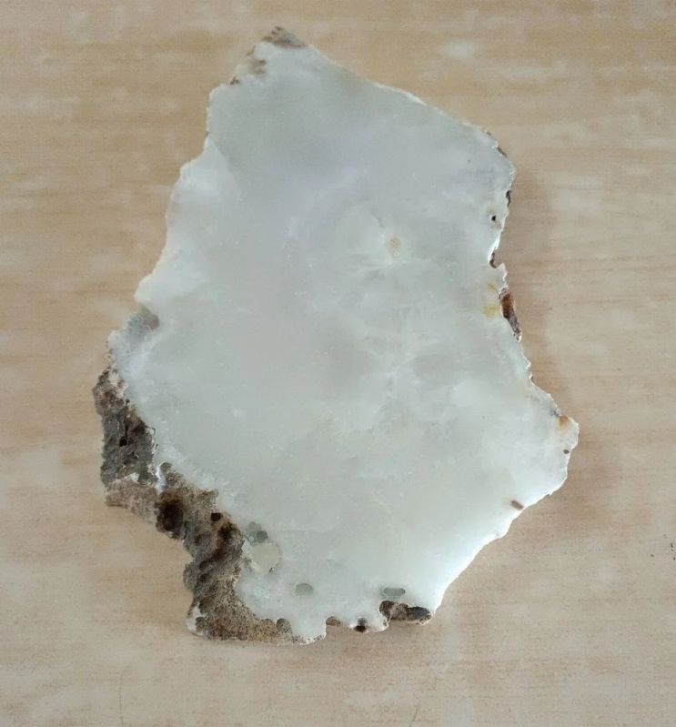 Decorative White Salted Agate Platter, For Hotel, Home, Restaurant, Purity : 99.9%