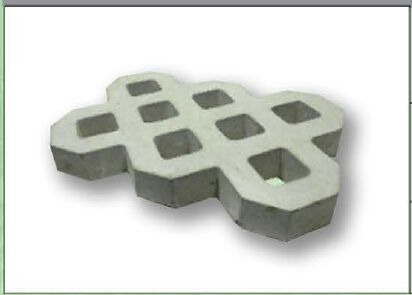 Grey Lumps Concrete Grass Grating Pavers, for Road Construction, Form : Solid