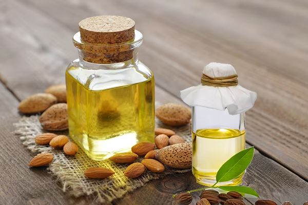 Aathorg Almond Oil, For Medicines, Cosmetics, Packaging Type : Plastic Bottels