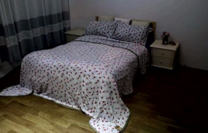 Classic White Woolen Printed Double Bedsheet, Size : All Sizes